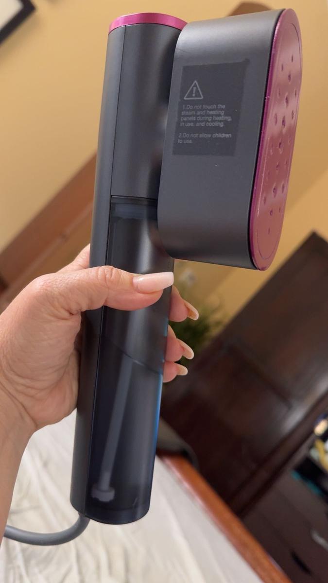 Ultimate Travel Steamer™